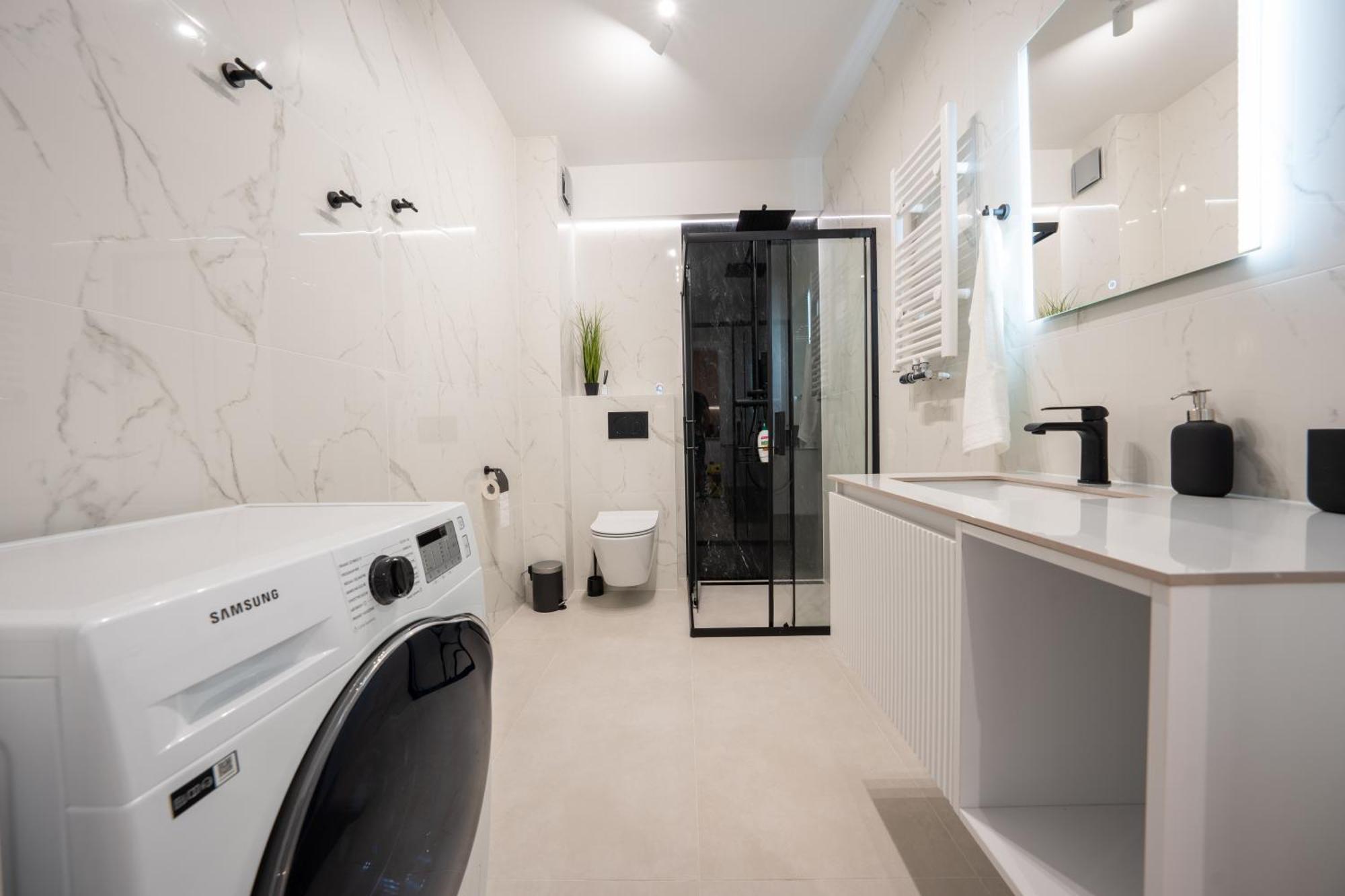 Miodowy Apartament Z Duzym Tarasem W Rewalu, Blisko Morza Экстерьер фото